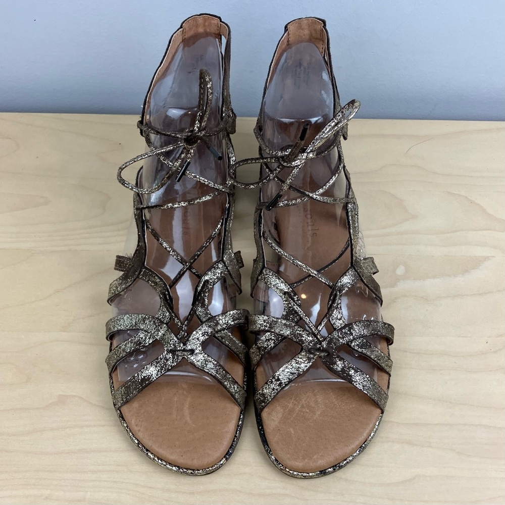 Gentle Souls Women’s Size 9.5 M Break My Heart 3 Gold Leather Gladiator Sandals - Picture 4 of 15